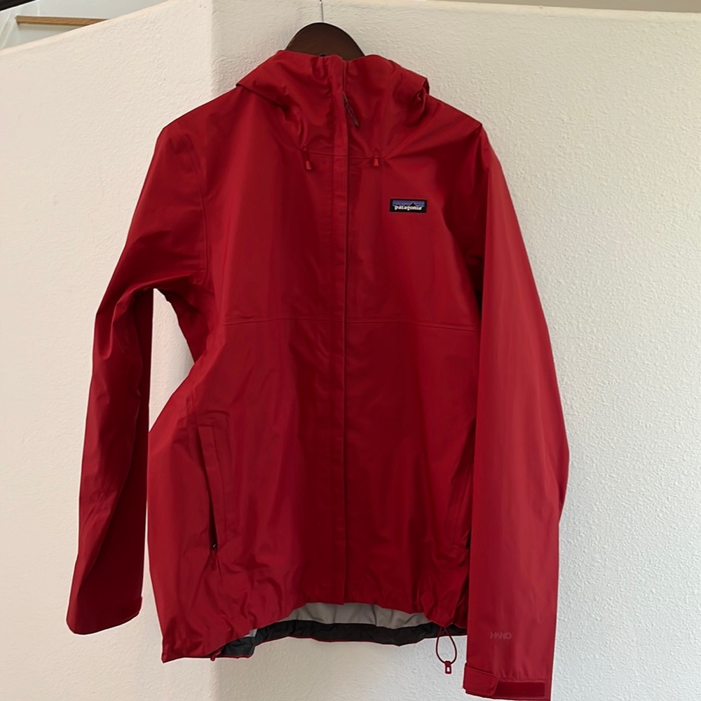 Patagonia H2NO Men’s Rain Jacket. Size L.